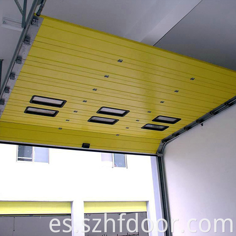 Vertical electric lift door